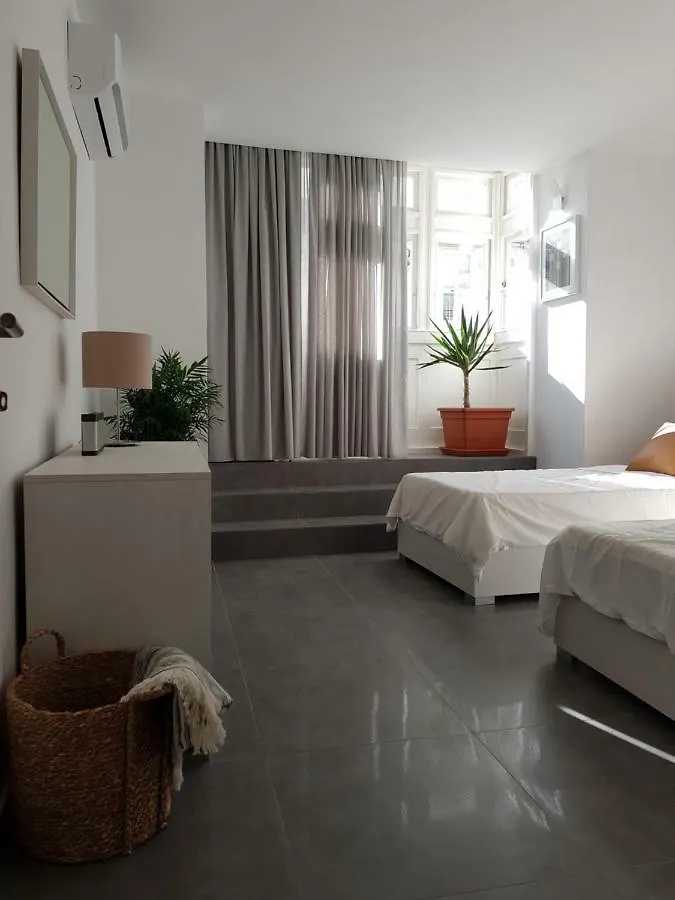 Ferienhaus Duplex Maisonette With Heated P-Pool And Jacuzzi San Ġiljan