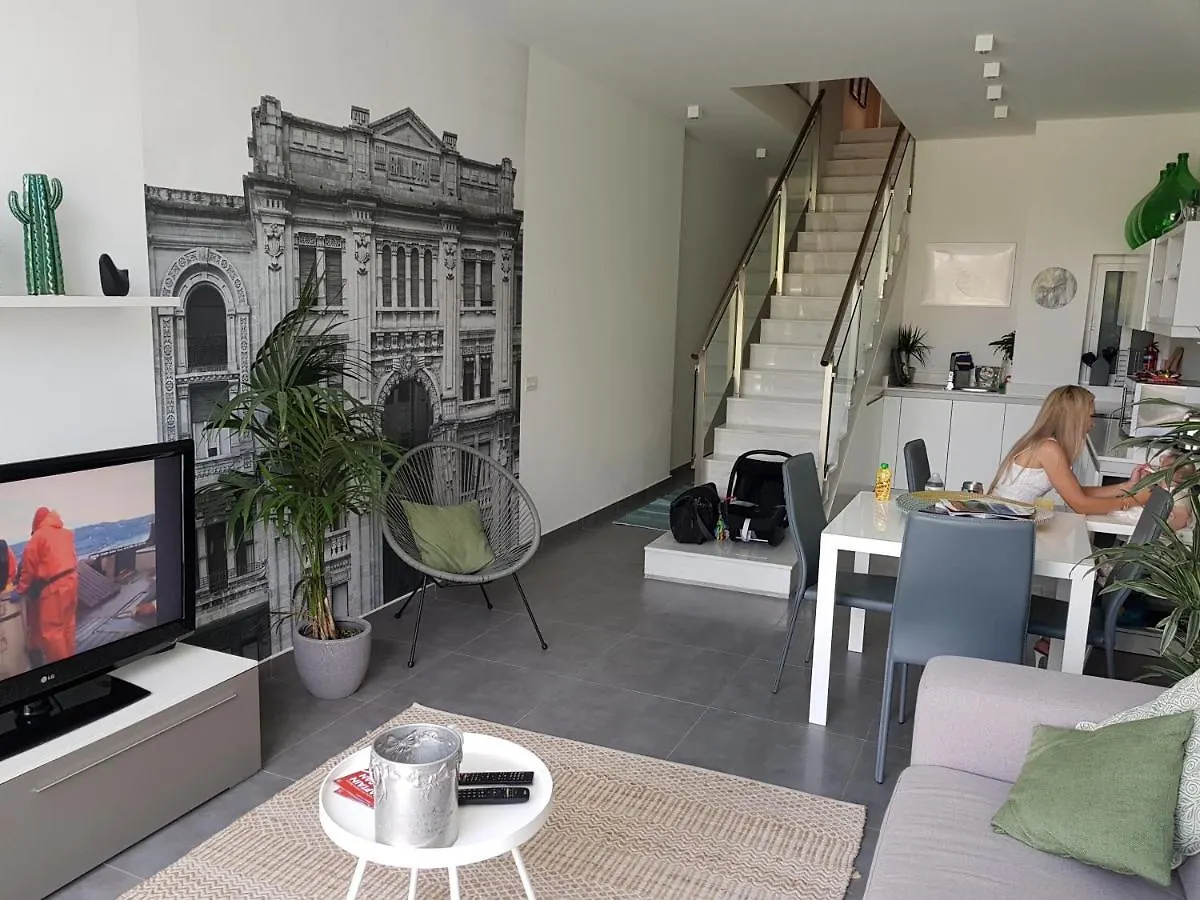 Ferienhaus Duplex Maisonette With Heated P-Pool And Jacuzzi San Ġiljan Malta